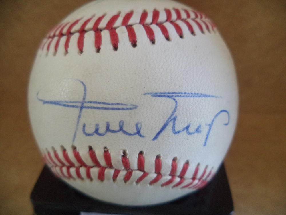 WIILIE MAYS GIANTS VINTAGE SIGNED AUTOGRAPHED N.L. BASEBALL BECKETT C95271
