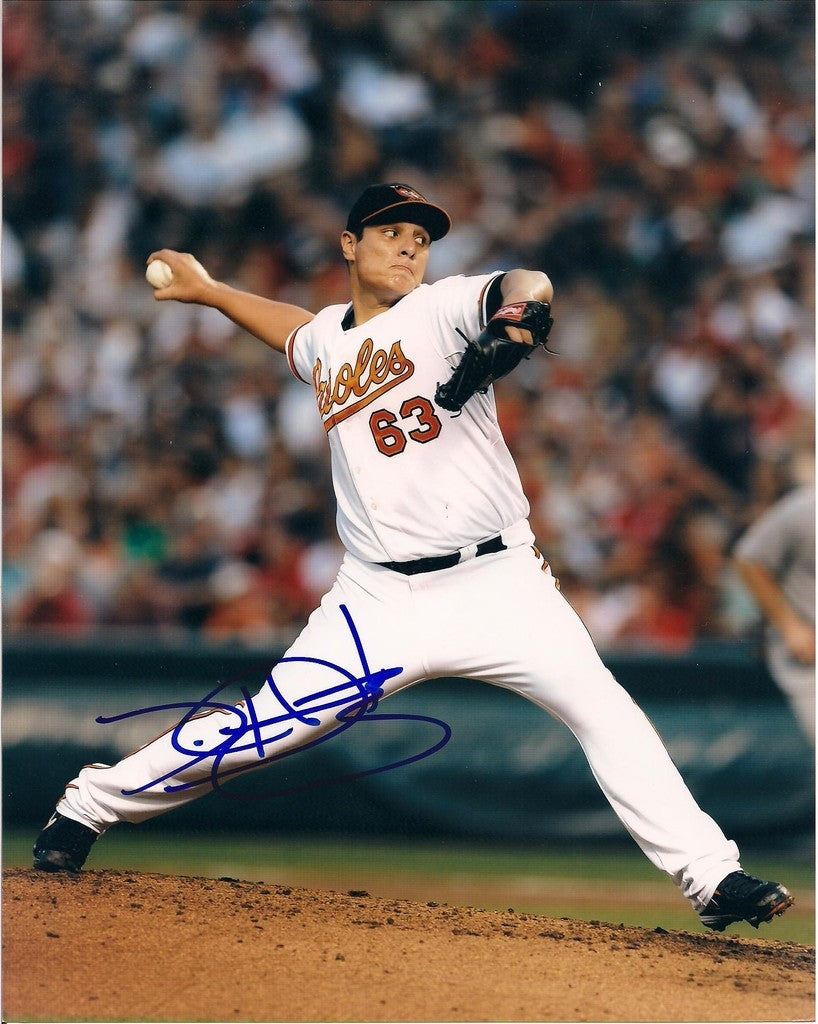DAVID HERNANDEZ BALTIMORE ORIOLES SIGNED 8X10 PHOTO