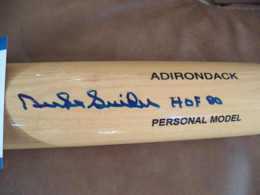 DUKE SNIDER HOF 80 DODGERS SIGNED AUTOGRAPHED ADIRONDACK BAT BECKETT E33659