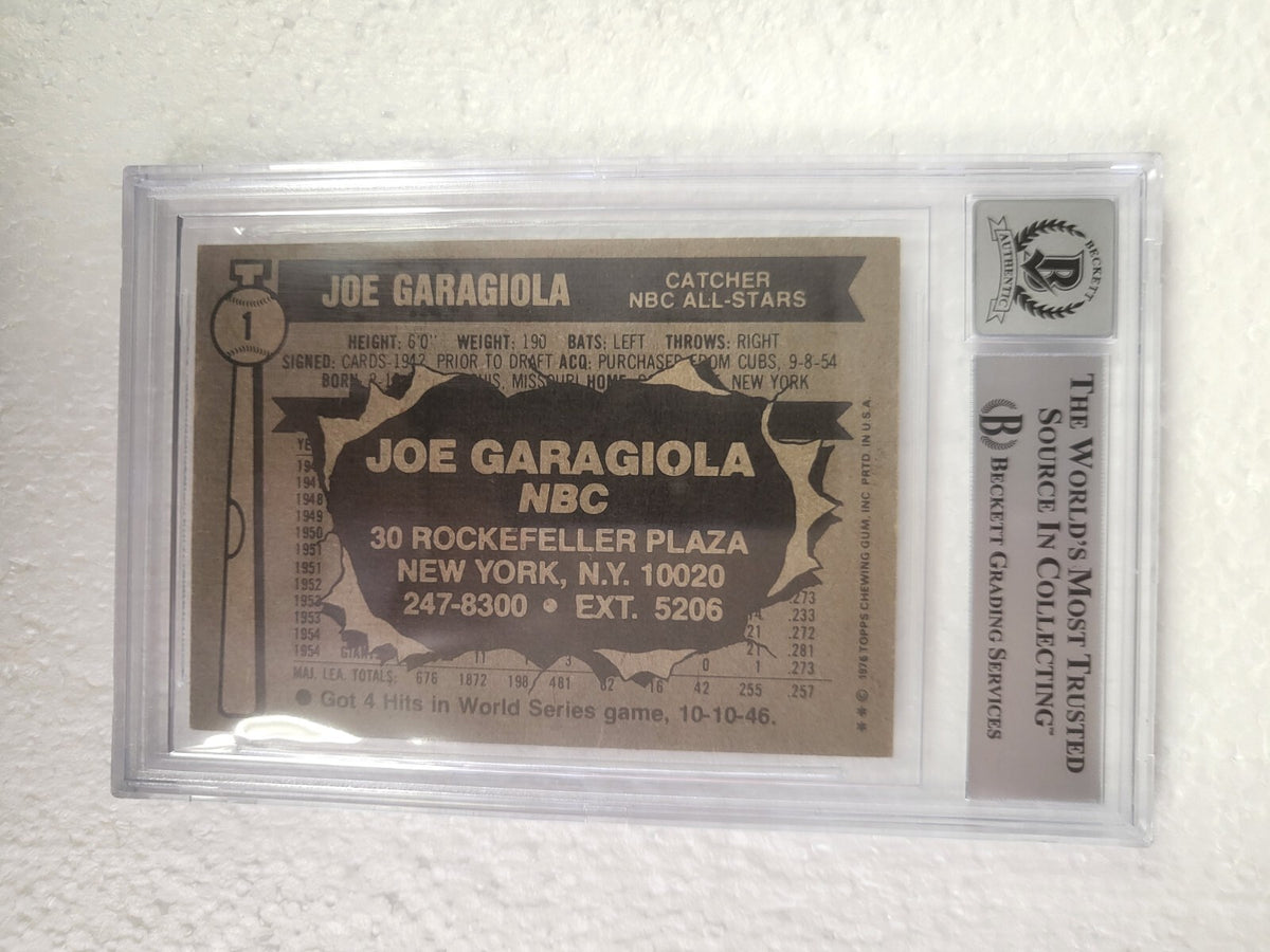 1976 TOPPS JOE GARAGIOLA NBC ALL-STAR AUTOGRAPHED SIGNED #1 CARD BECKETT 10 AUTO