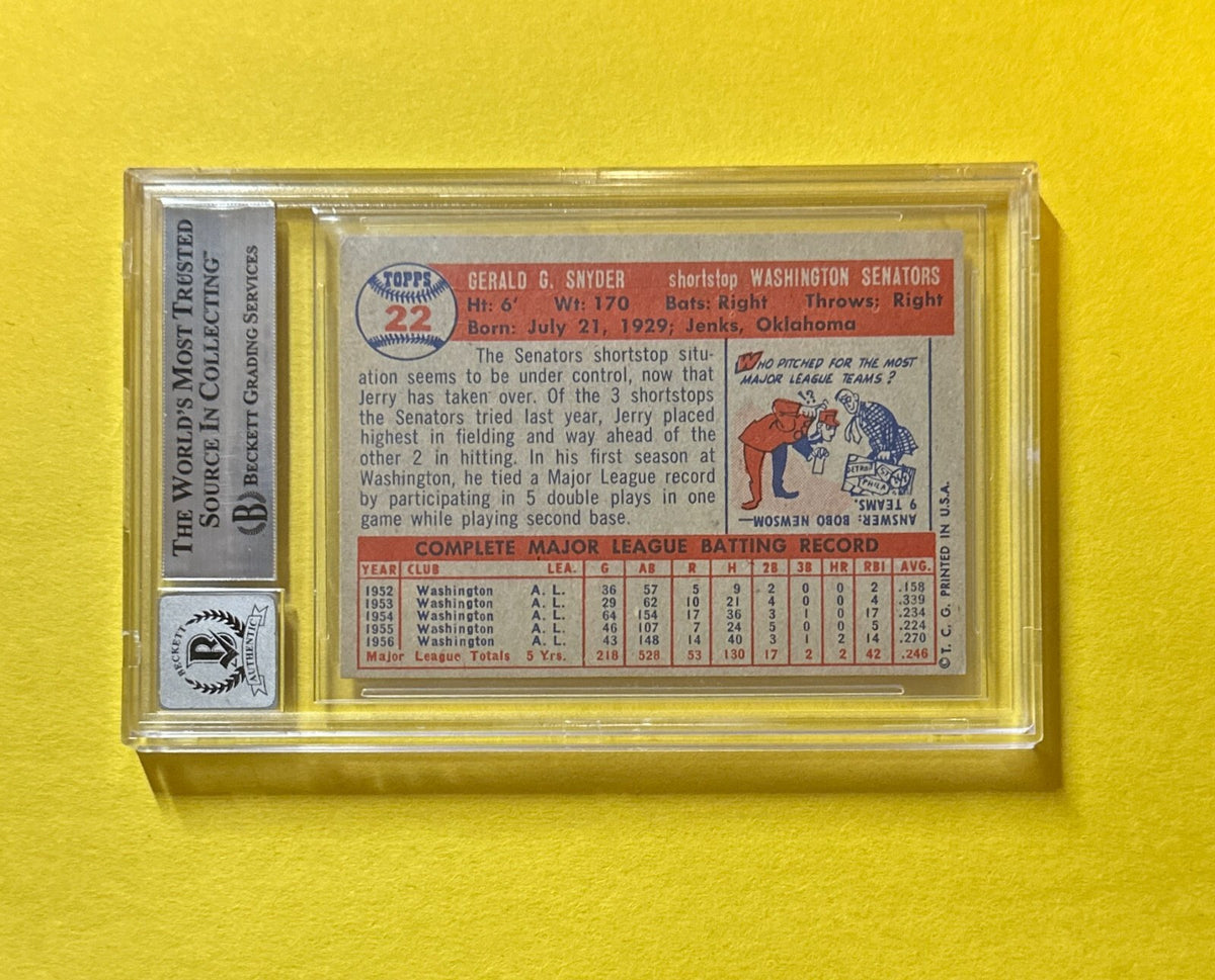 1957 TOPPS JERRY SNYDER #22 SIGNED AUTOGRAPHED CARD BECKETT AUTH 10 SENATORS