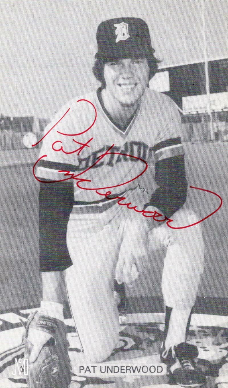 PAT UNDERWOOD DETROIT TIGERS SIGNED 3X5 POSTCARD W/ COA