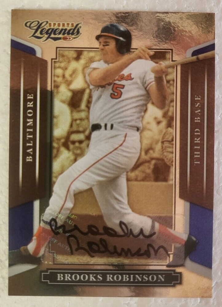 2008 DONRUSS SPORTS LEGENDS BROOKS ROBINSON ORIOLES SIGNED AUTO CARD /20 RARE