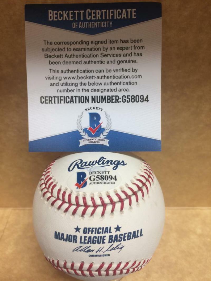 MIGUEL TEJADA ORIOLES/GIANTS/ASTROS SIGNED AUTO M.L. BASEBALL BECKETT G58094