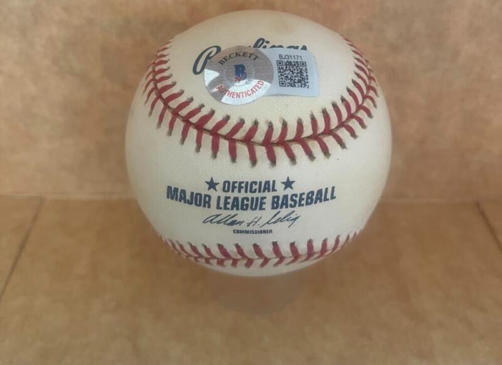 DICK WILLIAMS OAKLAND A'S SIGNED AUTOGRAPHED M.L. BASEBALL BECKETT AUTH