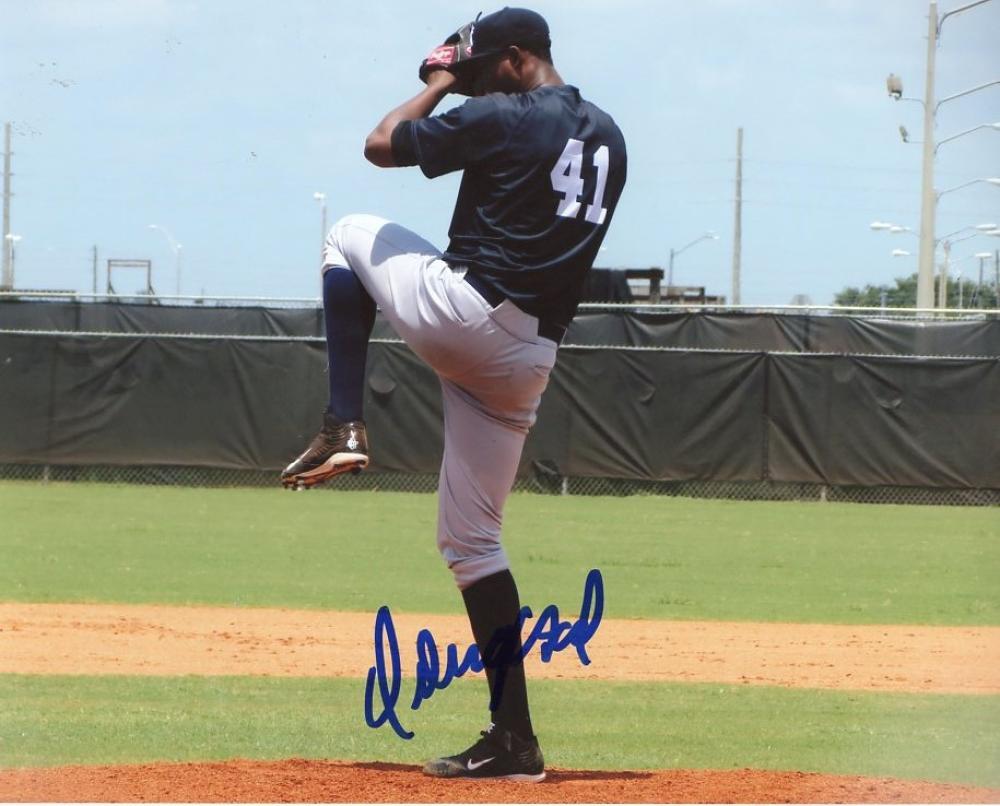 DOMINGO ACEVEDO NEW YORK YANKEES SIGNED AUTOGRAPHED 8X10 PHOTO W/COA