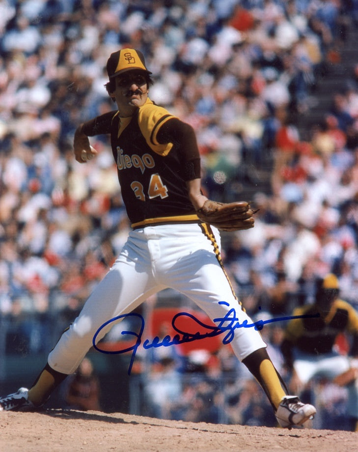 ROLLIE FINGERS SAN DIEGO PADRES SIGNED AUTOGRAPHED 8X10 PHOTO
