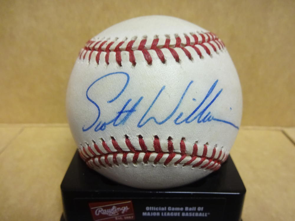SCOTT WILLIAMSON CUBS/ORIOLES/REDS/RED SOX SIGNED M.L. BASEBALL W/COA
