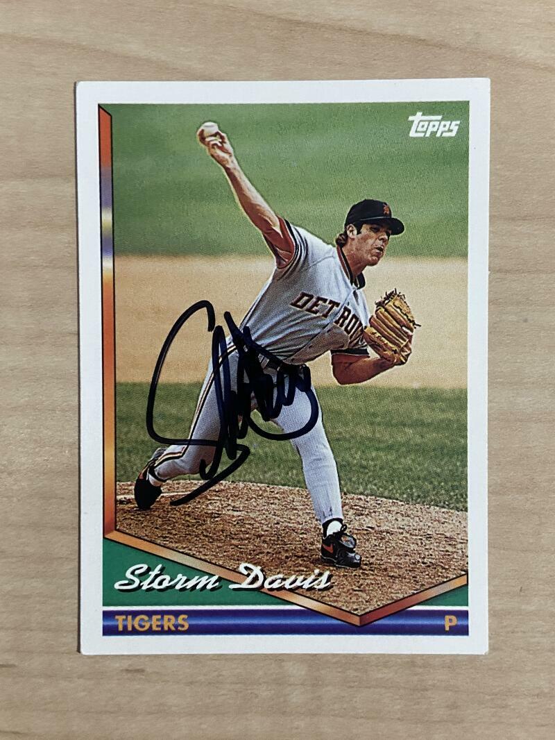 STORM DAVIS DETROIT TIGERS SIGNED AUTOGRAPHED 1994 TOPPS CARD #682 W/COA