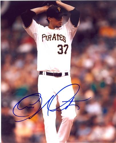 CHARLIE MORTON PITTSBURGH PIRATES SIGNED 8X10 PHOTO COA