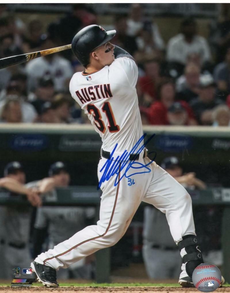 TYLER AUSTIN MINNESOTA TWINS SIGNED AUTOGRAPHED 8X10 W/COA