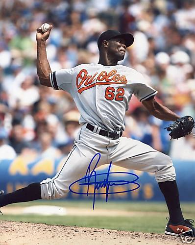 RADHAMES LIZ BALTIMORE ORIOLES SIGNED 8X10