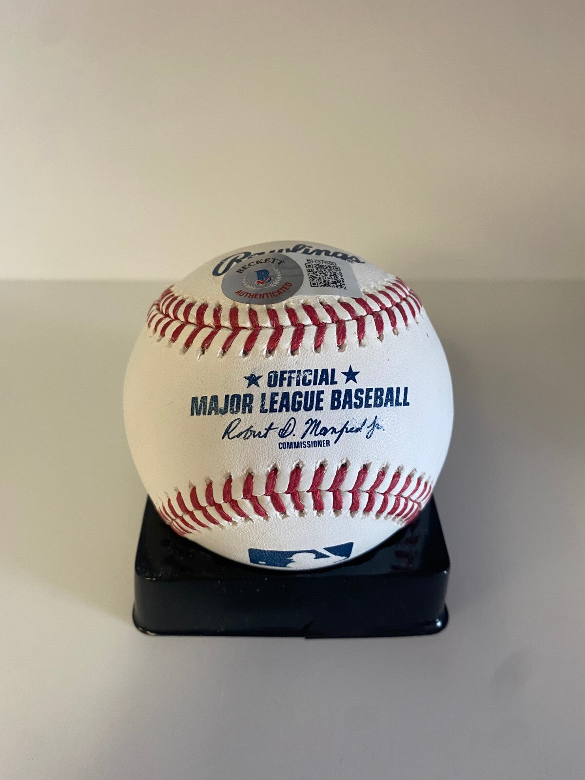 CARLOS CORREA MINNESOTA TWINS SIGNED AUTOGRAPHED M.L. BASEBALL BECKETT AUTH