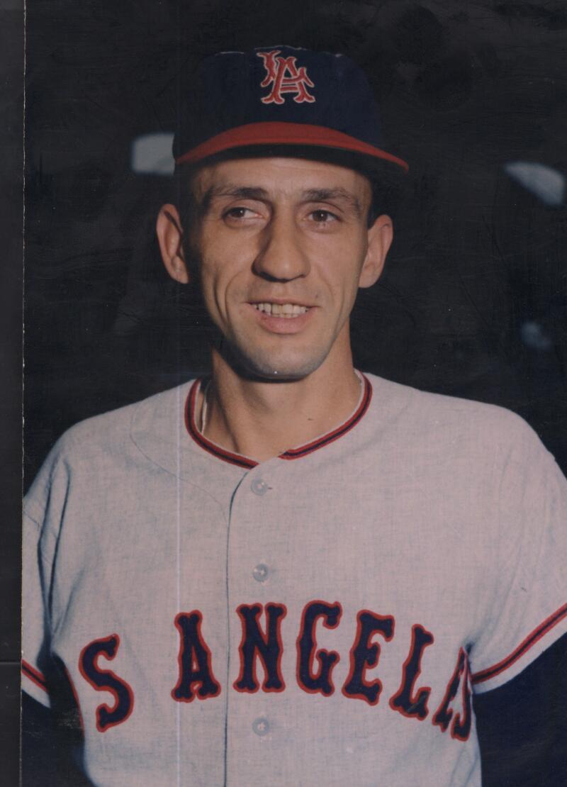 ED SADOWSKI LA ANGELS ORIGINAL BRACE UNSIGNED 5X7 PHOTO