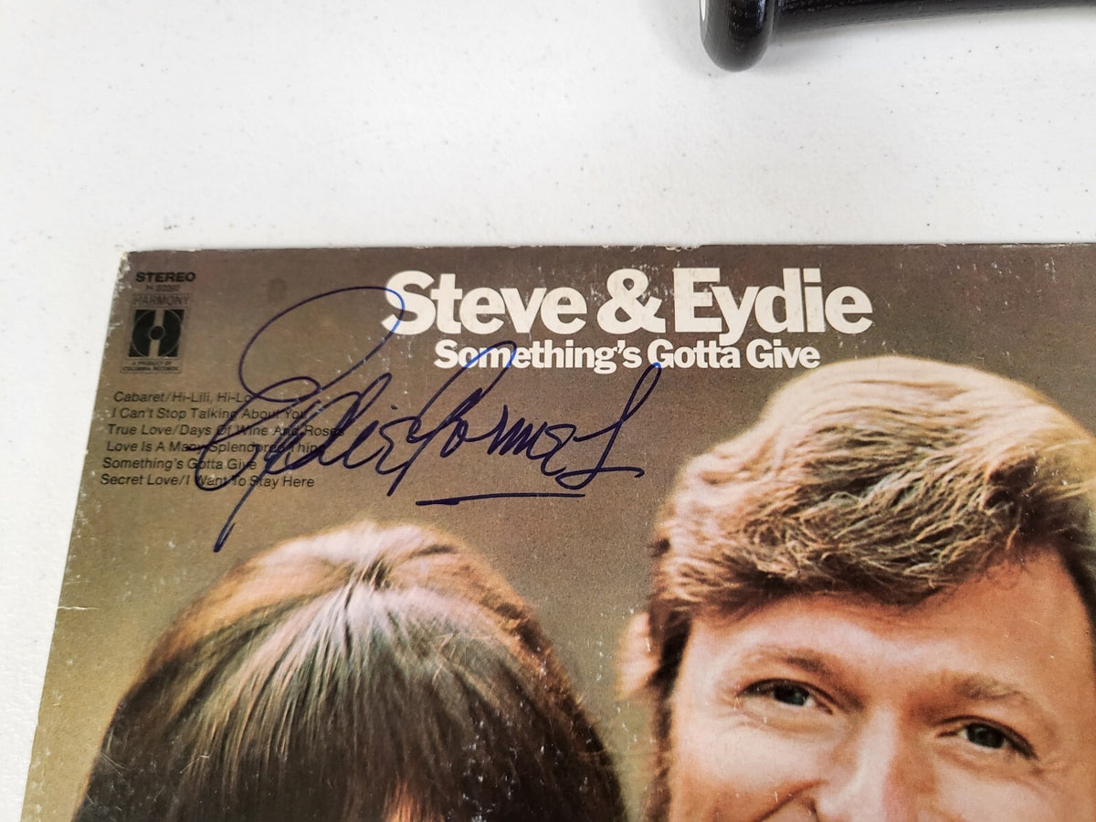 STEVE EYDIE SIGNED BY EYDIE AUTOGRAPHED RECORD ALBUM BECKETT AUTHENTIC