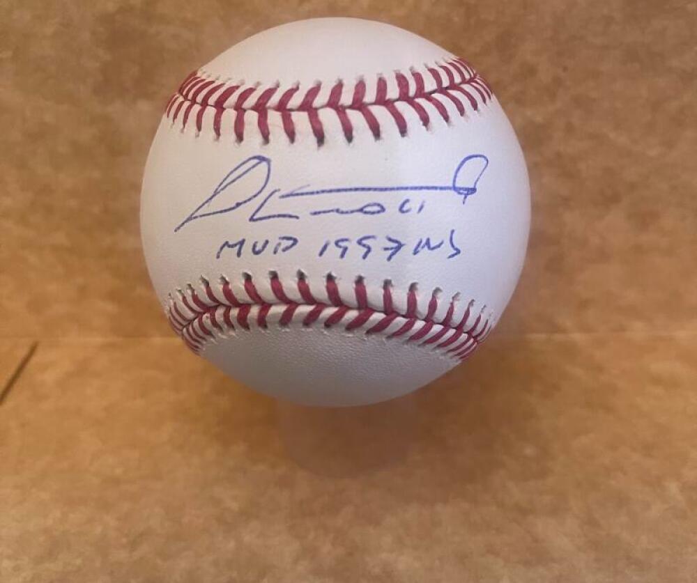 LIVAN HERNANDEZ MVP 1997 WS MARLINS SIGNED AUTOGRAPHED M.L. BASEBALL BECKETT AUT