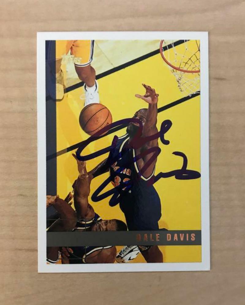 DALE DAVIS INDIANA PACERS SIGNED AUTOGRAPHED 97-98 TOPPS CARD #40 W/COA