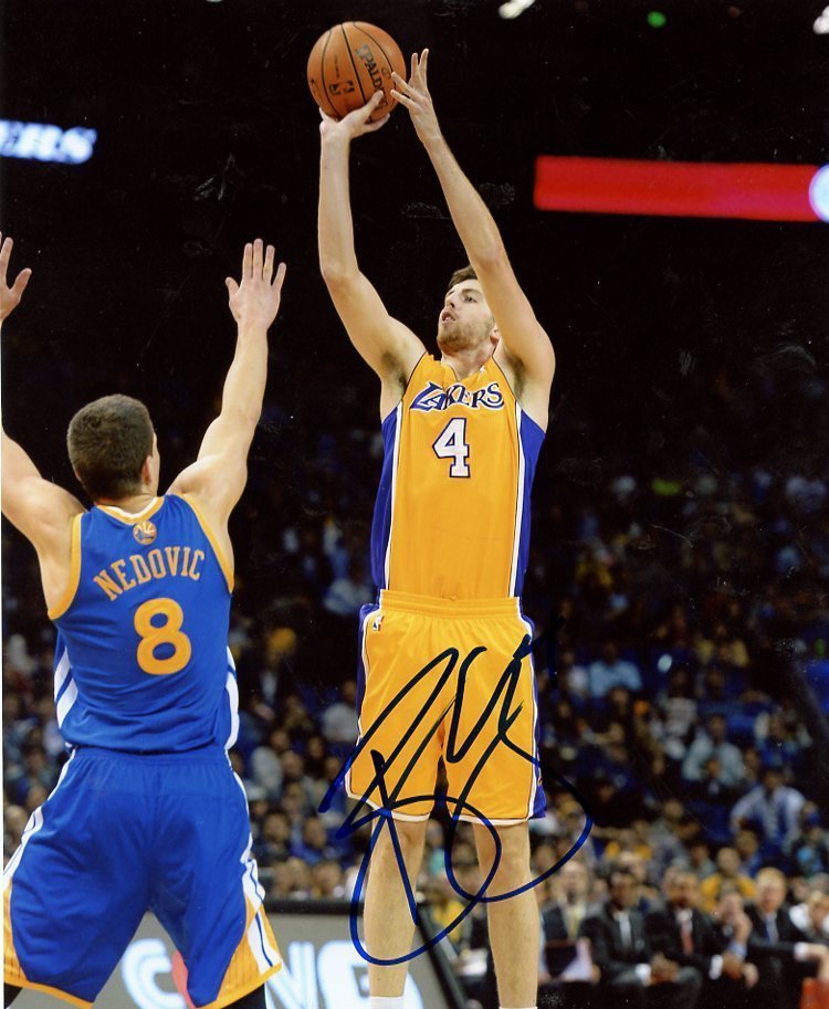 RYAN KELLY LOS ANGELES LAKERS SIGNED AUTOGRAPHED 8X10 PHOTO W/COA