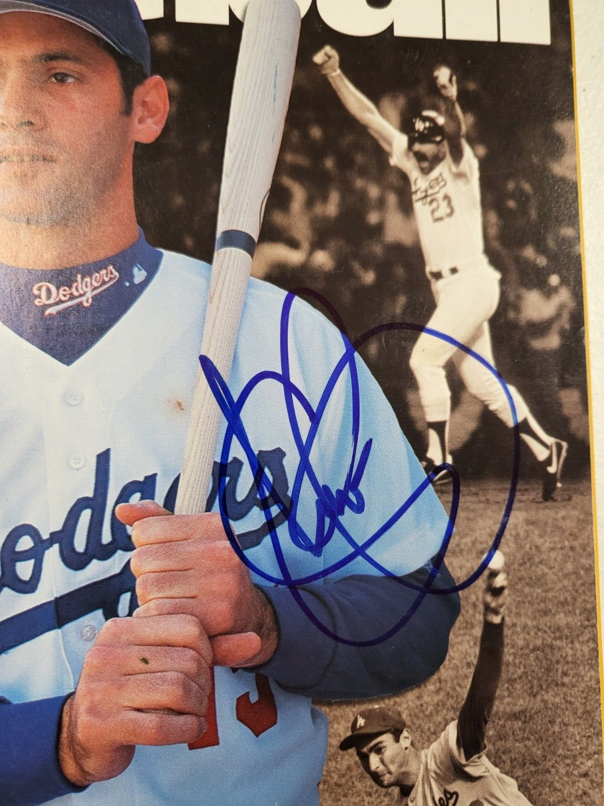 SHAWN GREEN LA DODGERS SIGNED AUTOGRAPHED BECKETT MAGAZINE W/COA