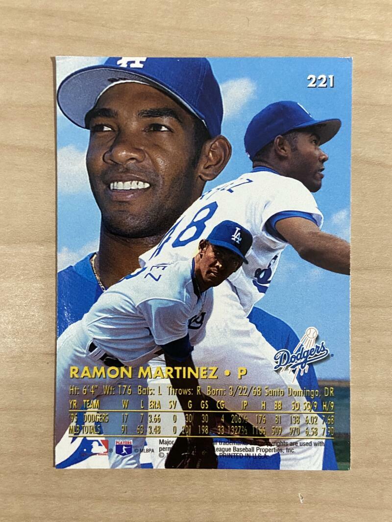 RAMON MARTINEZ LOS ANGELES DODGERS SIGNED 1996 FLEER ULTRA CARD #221 W/COA