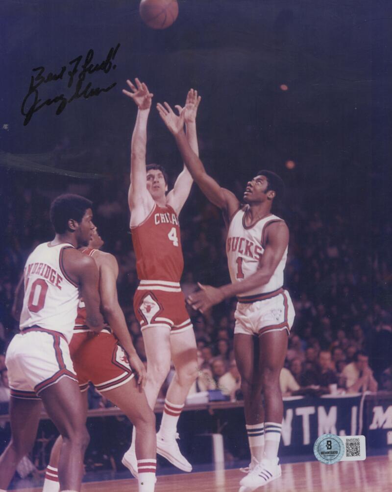 JERRY SLOAN BULLS VINTAGE SIGNED AUTOGRAPHED 8X10 PHOTO BECKETT