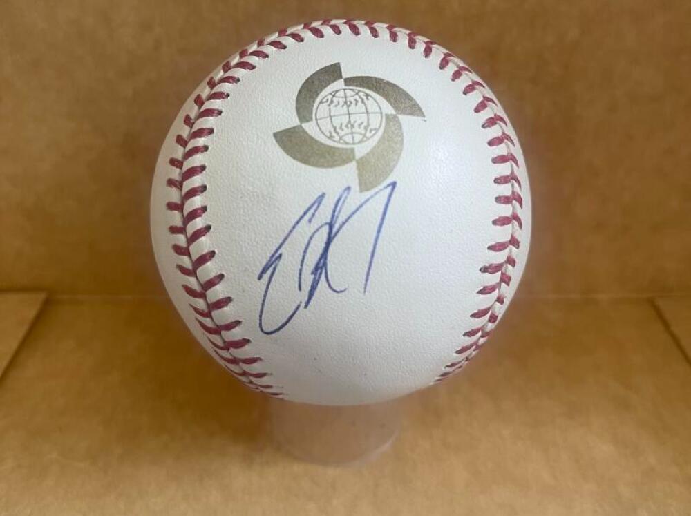 ERIC HOSMER ROYALS SIGNED RARE 2013 WBC BASEBALL JSA AUTH