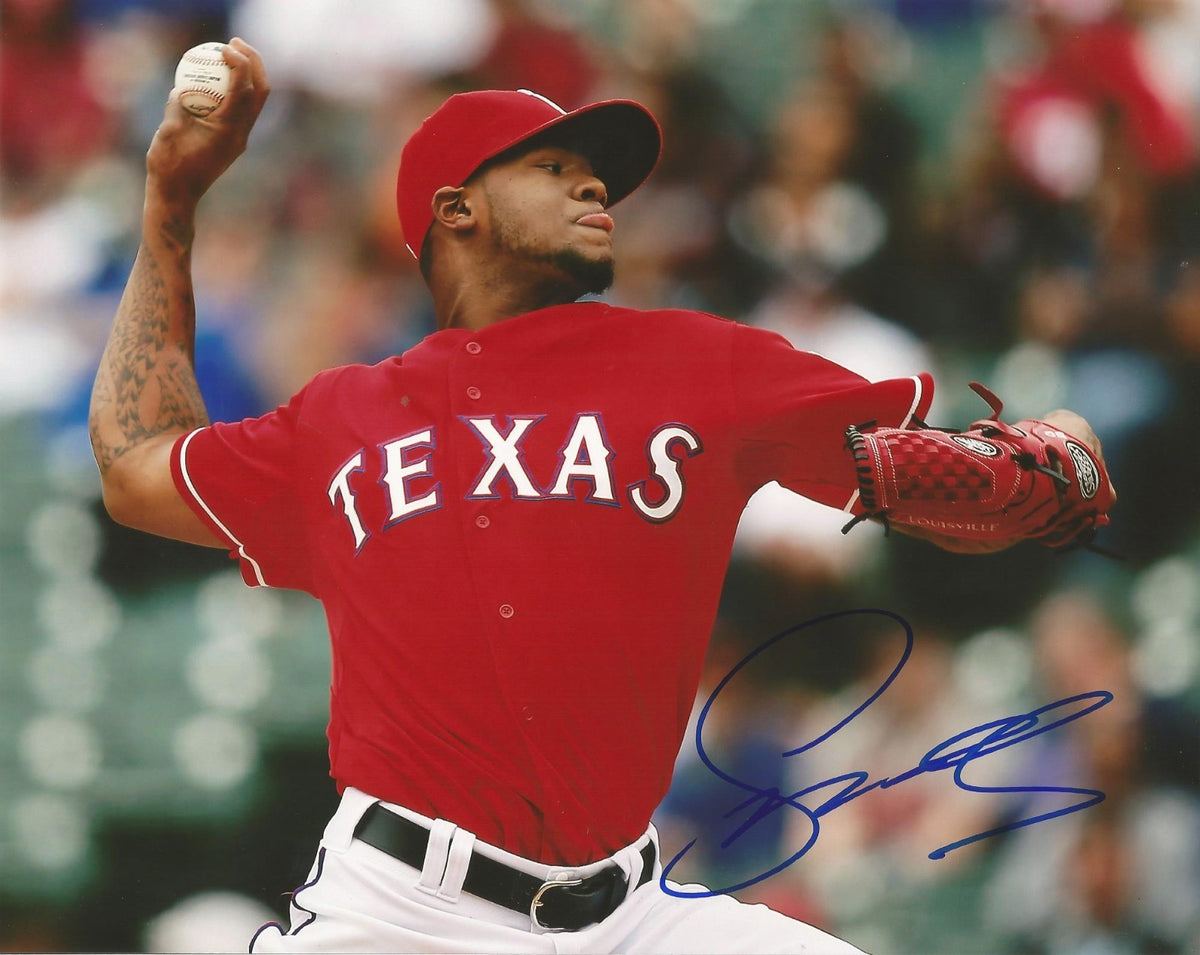 LISALVERTO BONILLA TEXAS RANGERS AUTOGRAPHED SIGNED 8X10 PHOTO W/COA