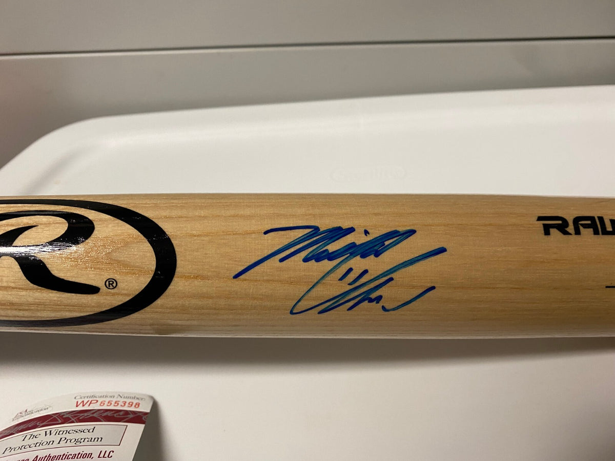 MICHAEL CHAVIS RED SOX/PIRATES SIGNED AUTOGRAPHED RAWLINGS PRO BAT JSA