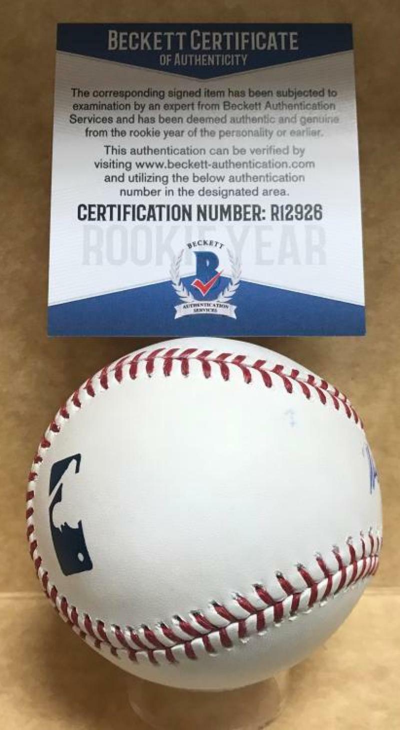 MICHAEL CHAVIS BOSTON RED SOX SIGNED M.L. BASEBALL BECKETT R12926