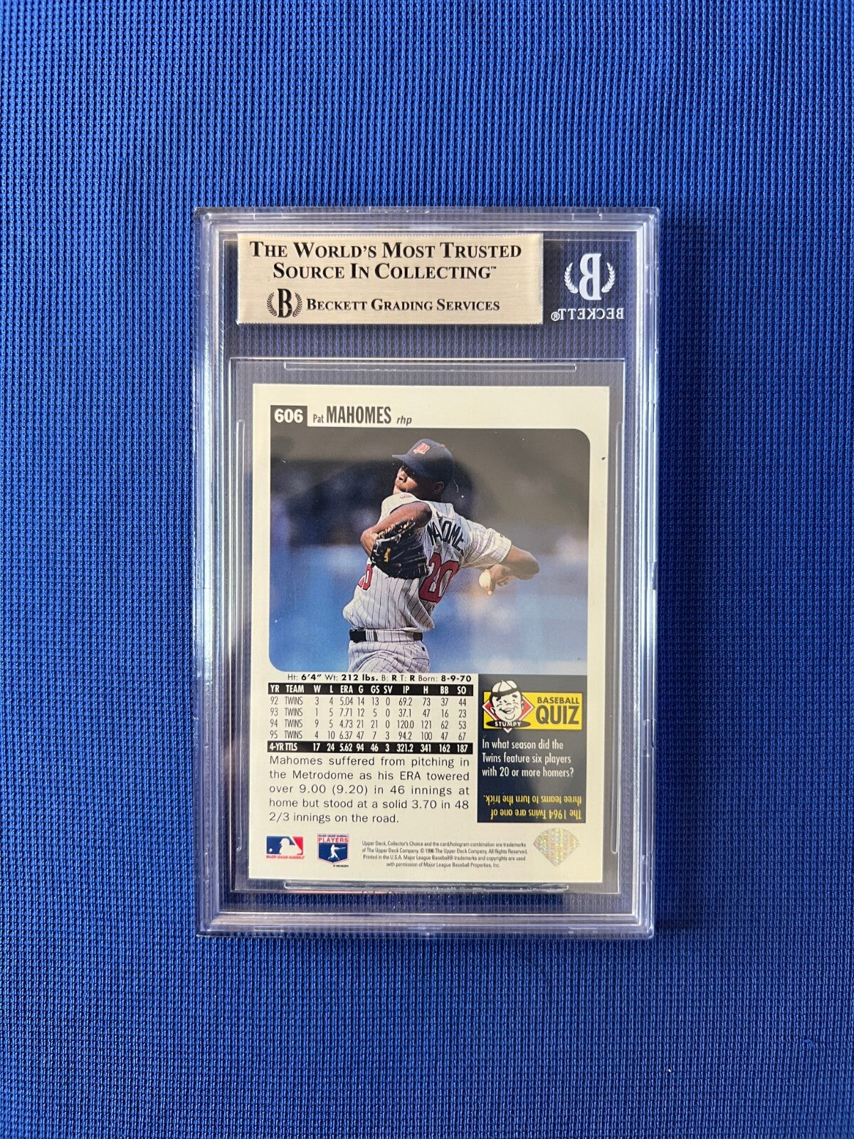 1996 COLLECTORS CHOICE PAT MAHOMES SR MINNESOTA TWINS SIGNED AUTO #606 BECKETT