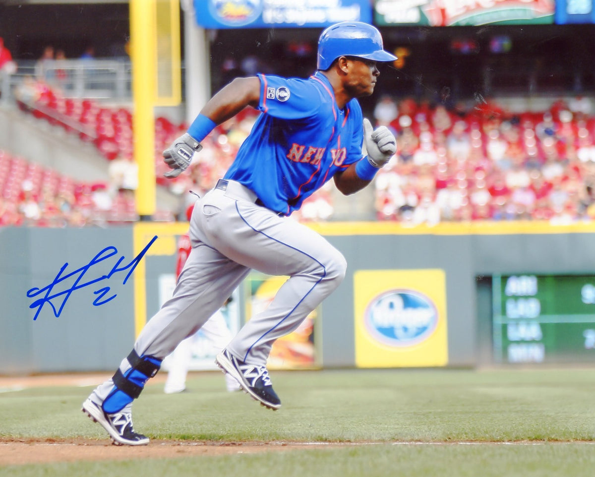 DILSON HERRERA NEW YORK METS RUNNING AUTOGRAPHED SIGNED 8X10 PHOTO