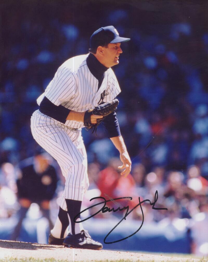 TOMMY JOHN YANKEES SIGNED AUTOGRAPHED 8X10 PHOTO W/ COA