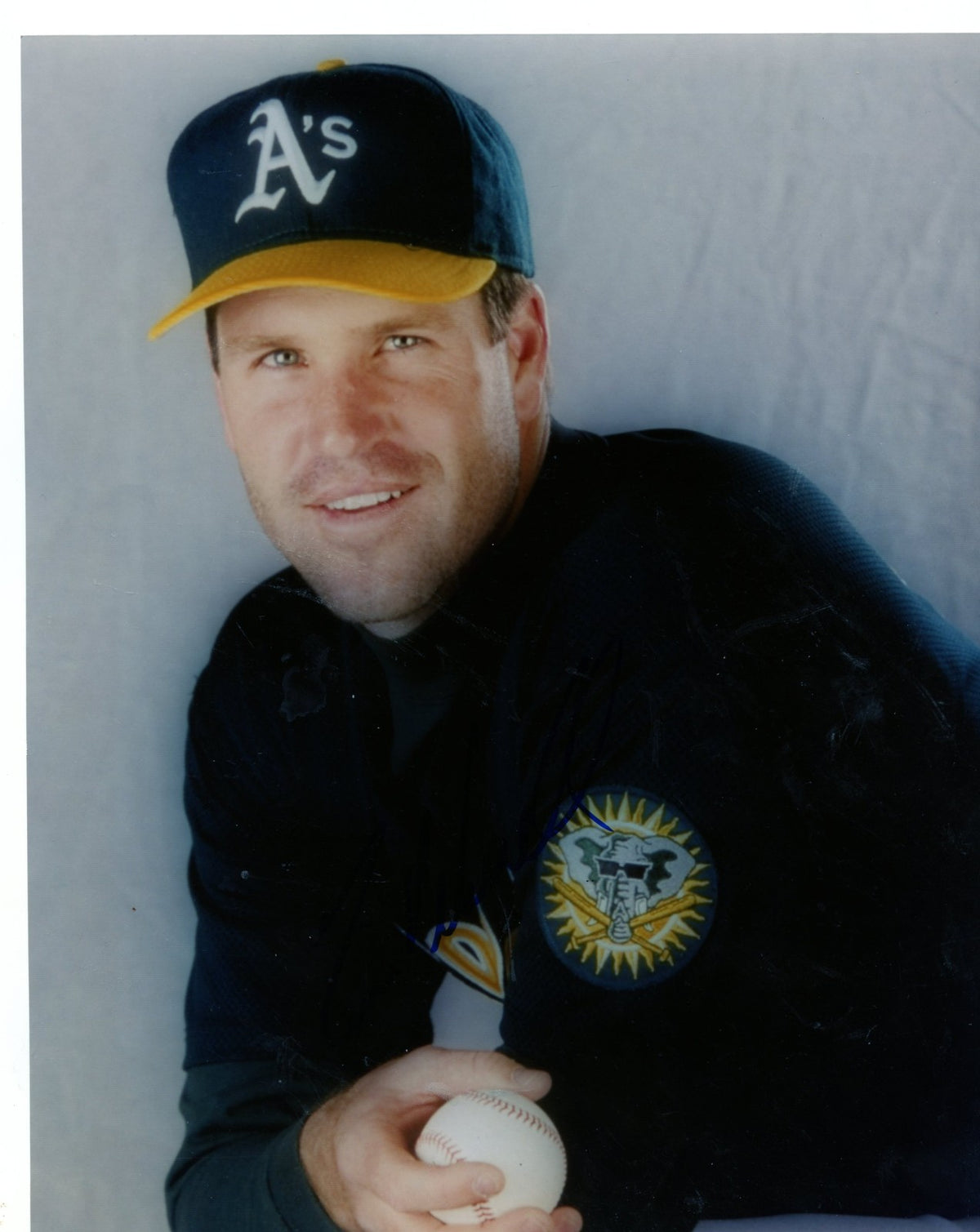 TIM WORRELL OAKLAND A'S SIGNED AUTOGRAPHED 8X10 PHOTO