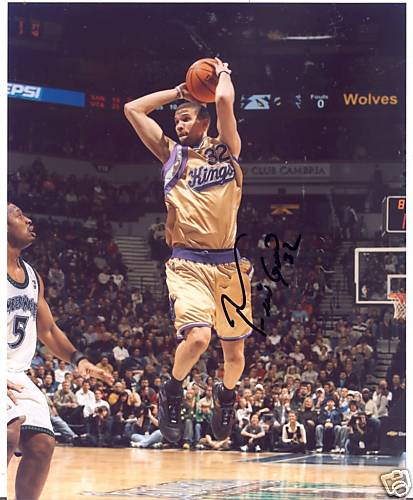 FRANCISCO GARCIA SACRAMENTO KINGS SIGNED 8X10 PHOTO COA