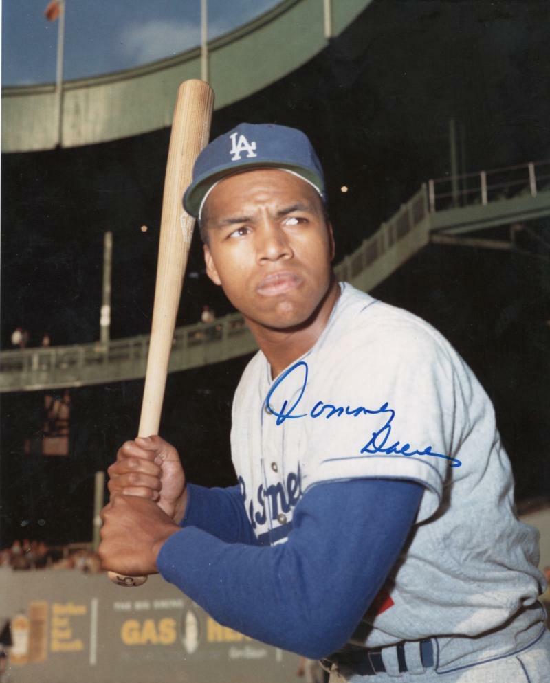 TOMMY DAVIS LOS ANGELES DODGERS SIGNED AUTOGRAPHED 8X10 PHOTO W/ COA