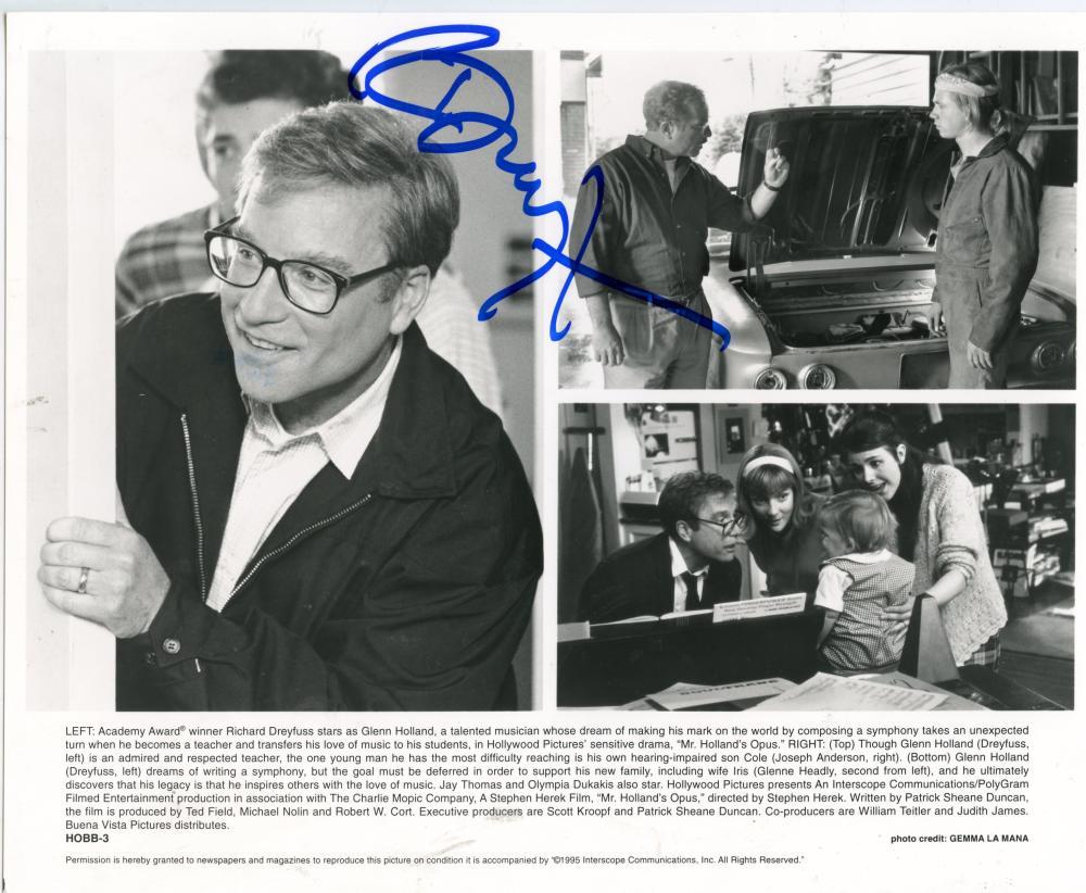 RICHARD DREYFUSS FAMOUS ACTOR SIGNED AUTOGRAPHED 8X10 PHOTO W/ COA