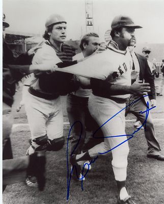 LUIS TIANT BOSTON RED SOX SIGNED AUTOGRAPHED 8X10 PHOTO C