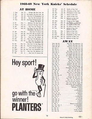 NEW YORK KNICKS 1969 BASKETBALL MAGAZINE RARE