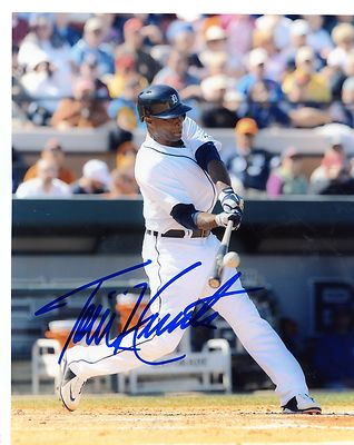 TORII HUNTER DETROIT TIGERS SIGNED hitting B 8X10 PHOTO