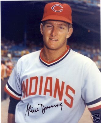 STEVE DUNNING CLEVELAND INDIANS SIGNED 8X10 PHOTO W/COA