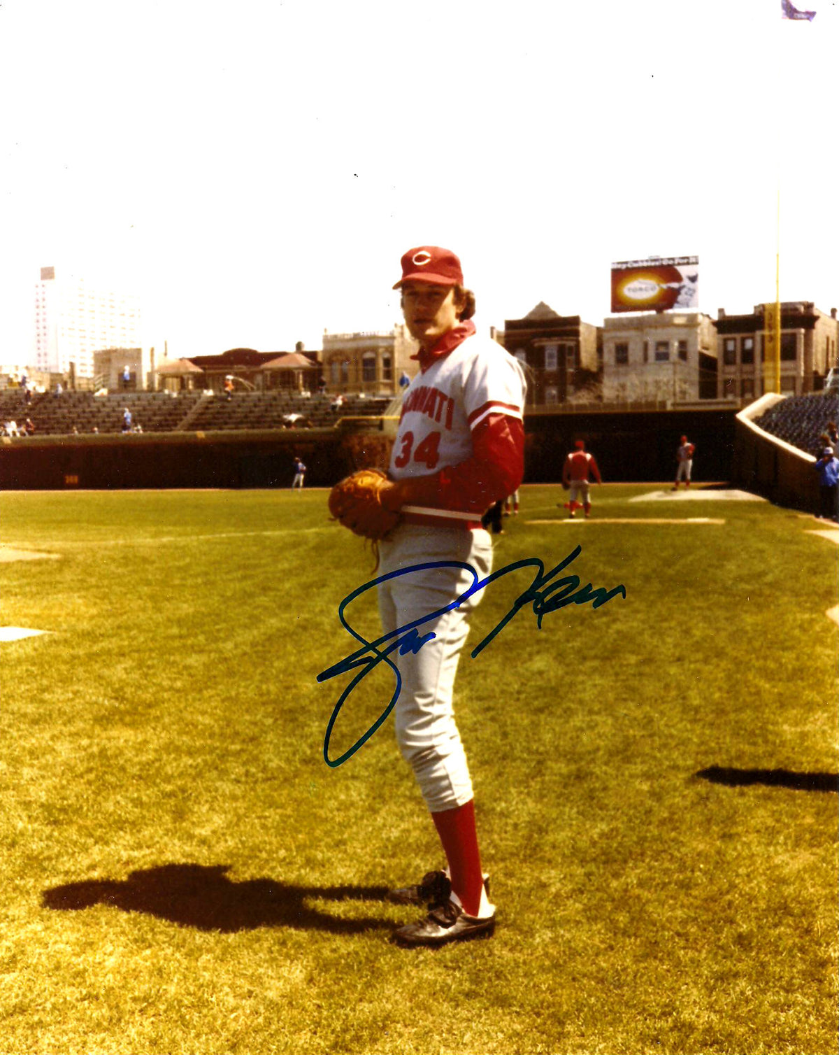 JIM KERN CINCINNATI REDS AUTOGRAPHED SIGNED 8X10 PHOTO W/COA