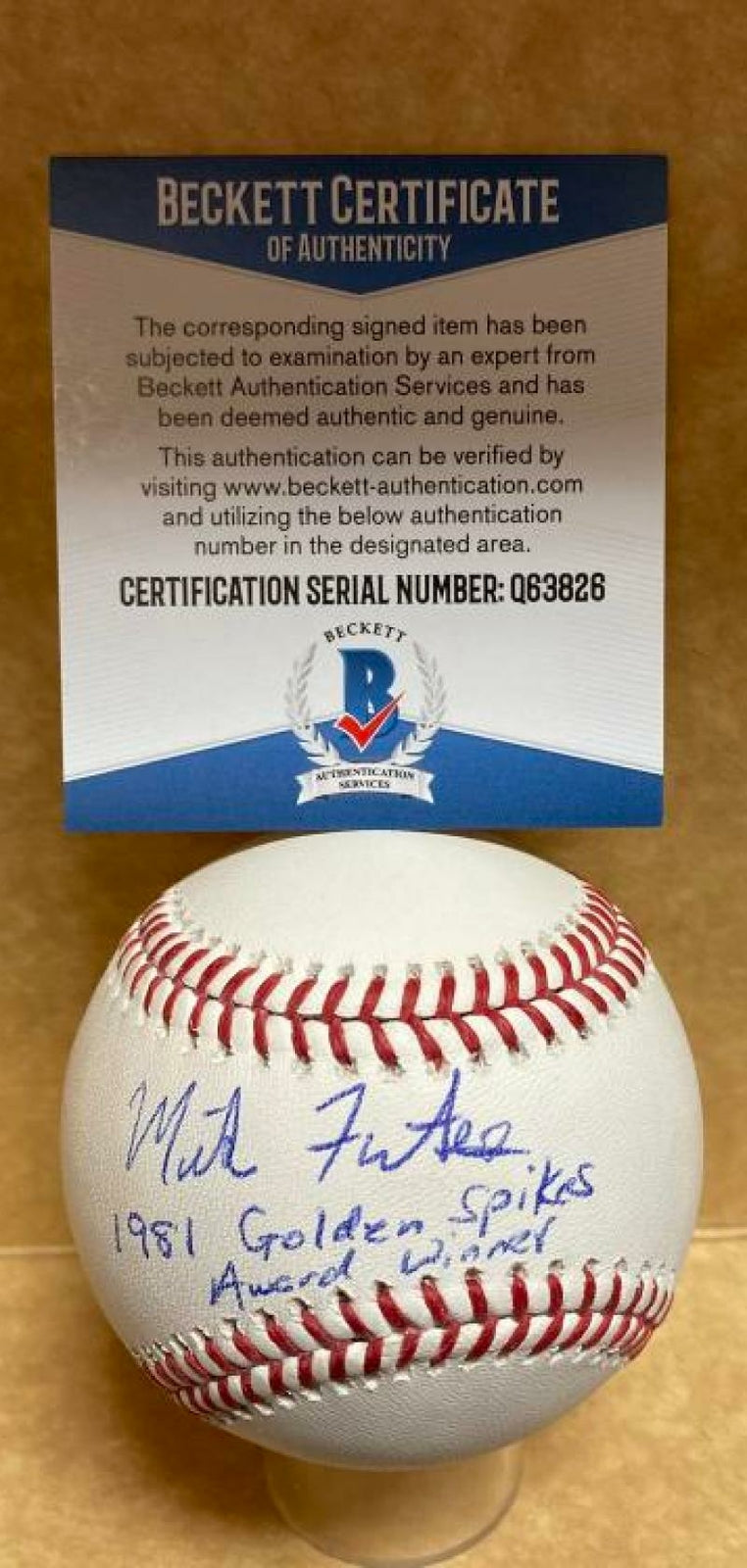 MIKE FUENTES 1981 GOLDEN SPIKES AWARD WINNER SIGNED M.L. BASEBALL BECKETT Q63826