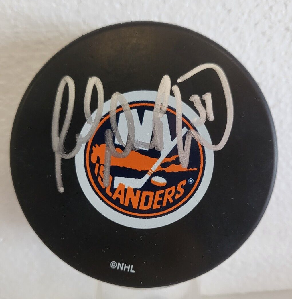 RICK DIPIETRO NEW YORK ISLANDERS SIGNED AUTOGRAPHED HOCKEY PUCK W/COA