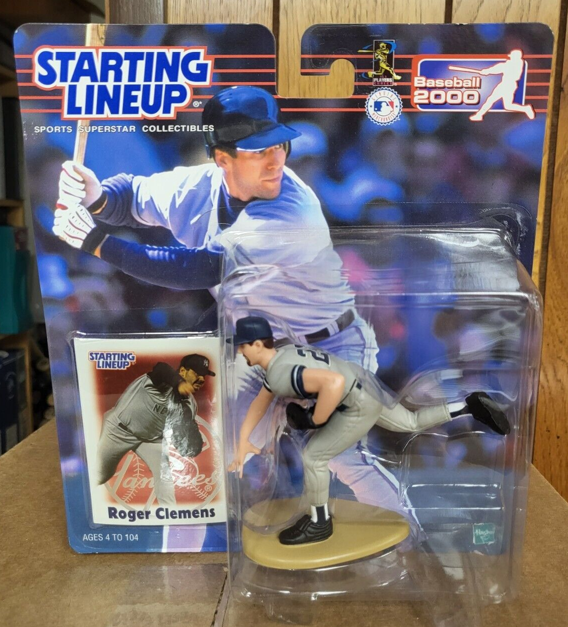 2000 STARTING LINEUP ROGER CLEMENS YANKEES BASEBALL FIGURE ORIGINAL BOX