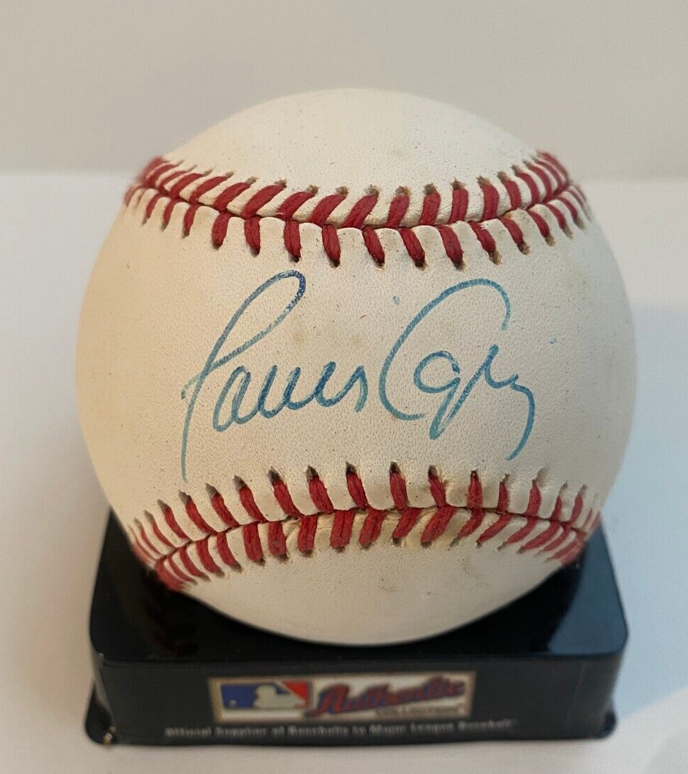 JAVIER LOPEZ ATLANTA BRAVES SIGNED AUTOGRAPHED AUTO N.L. BASEBALL W/COA W/CUBE
