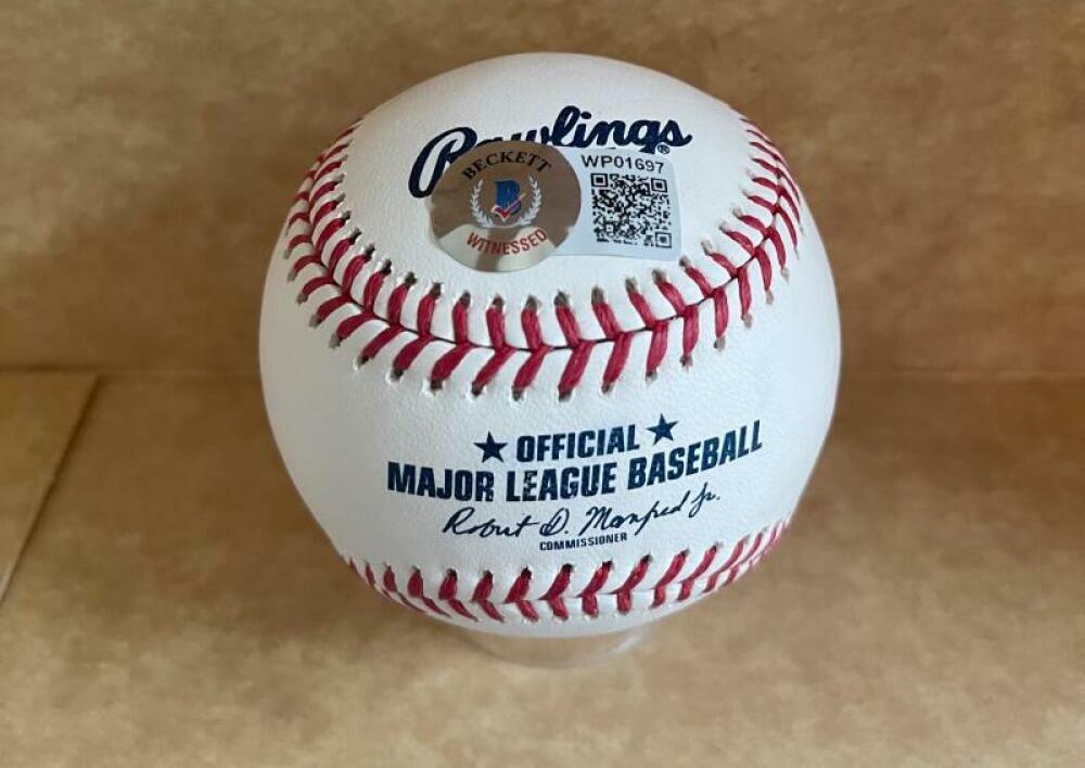 BILL LEE BOSTON RED SOX 75 AL CHAMPS SIGNED AUTO M.L. BASEBALL BECKETT WITNESS 