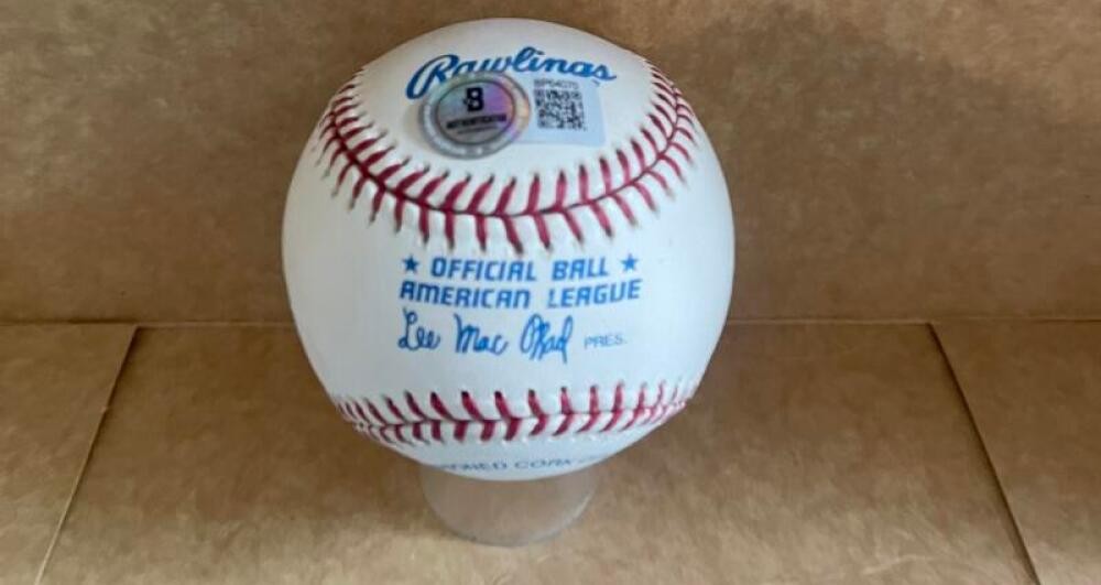 HARRY CHAPPAS WHITE SOX SIGNED AUTOGRAPHED A.L. BASEBALL BECKETT AUTH 