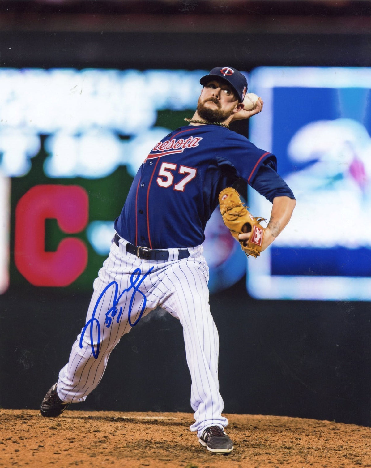RYAN  PRESSLY   #57     MINNESOTA  TWINS    AUTOGRAPHED  SIGNED  8X10  PHOTO