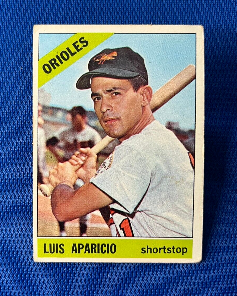 VINTAGE 1966 TOPPS LUIS APARICIO BALTIMORE ORIOLES CARD #90