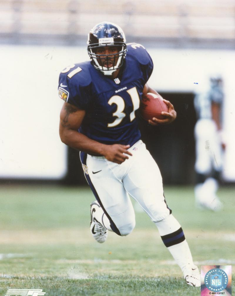 JAMAL LEWIS BALTIMORE RAVENS  UNSIGNED 8X10 PHOTO
